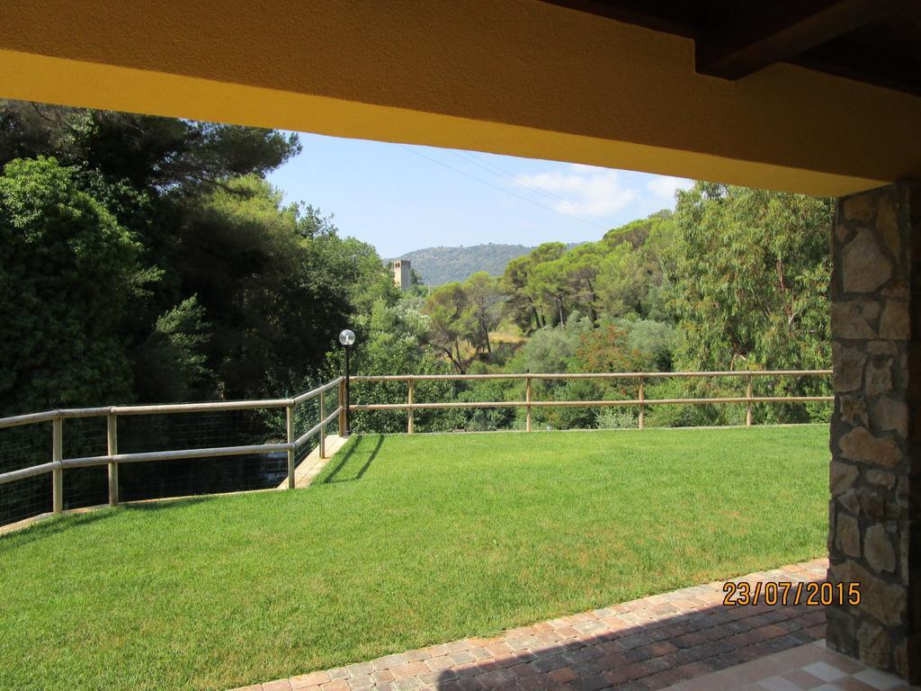Agriturismo Rio Castello Marina dʼMarina dʼAndora Exterior foto
